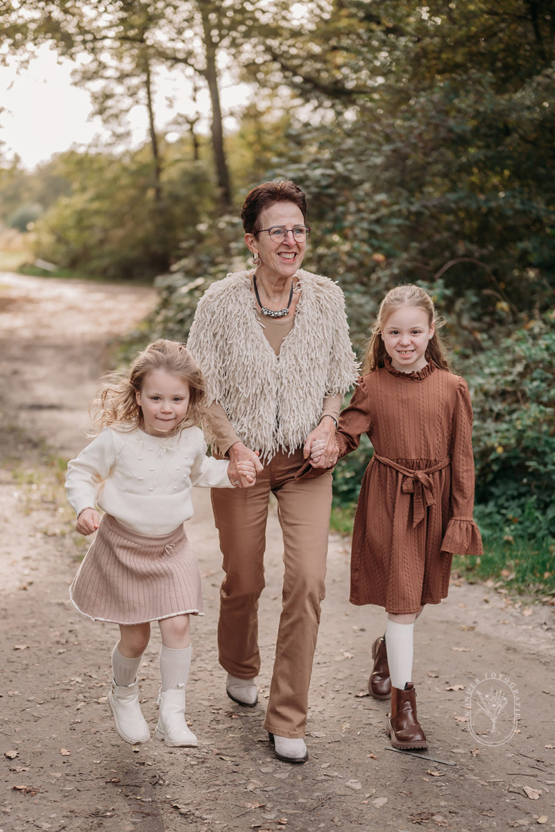 gezinsfotoshoot familiefotoshoot opa oma pake beppe fotoshoot friesland flevoland
