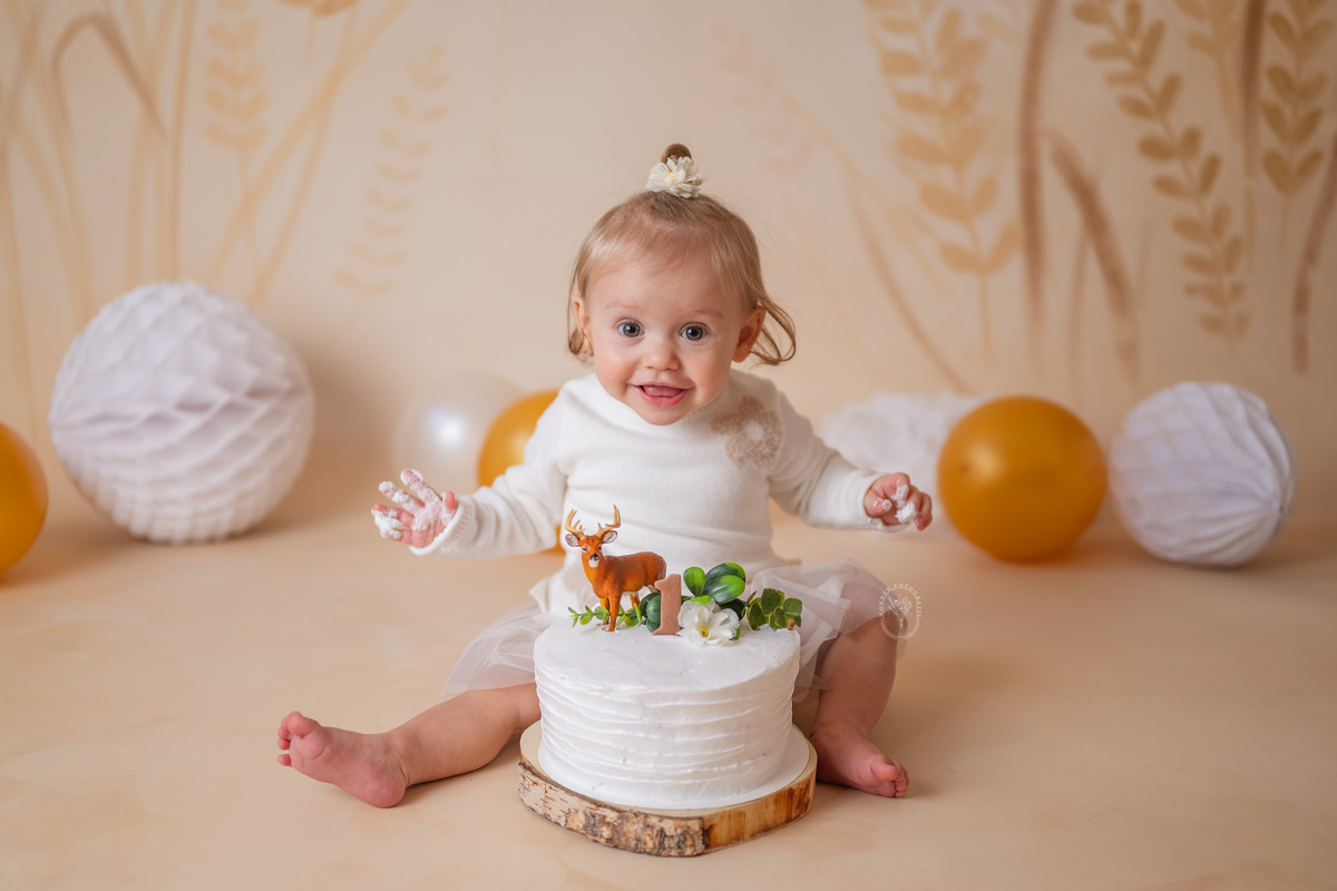 Cake Smash Fotoshoot taart badje Meppel Steenwijk Heerenveen Joure Almere Emmeloord