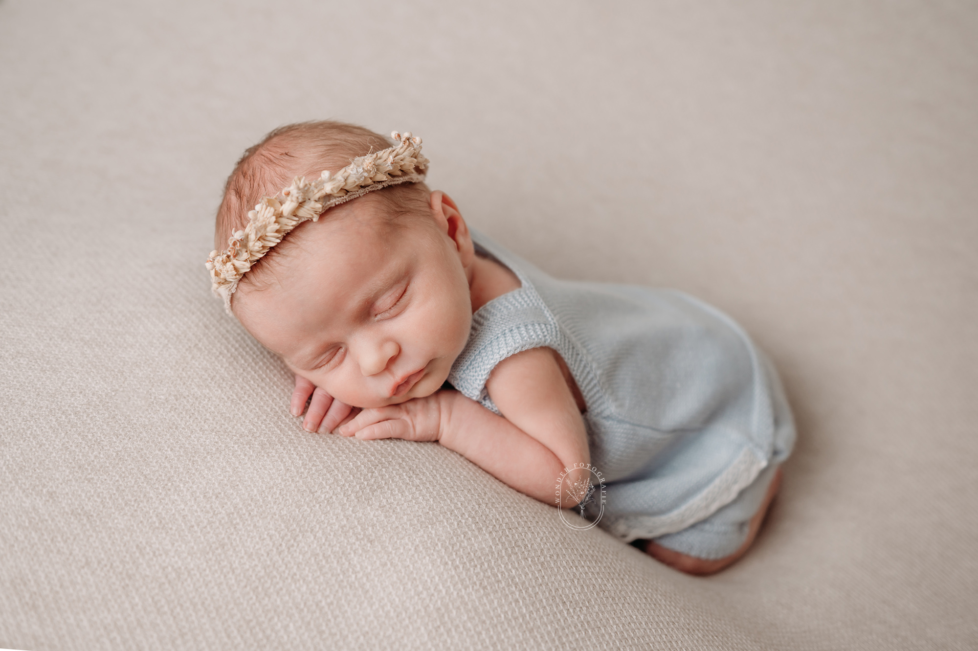 Beste newborn fotograaf nederland baby fotoshoot