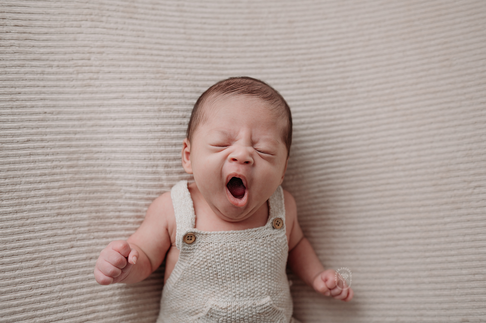 newborn fotoshoot heerenveen emmeloord meppel leeuwarden almere steenwijk baby gezin fotoshoot